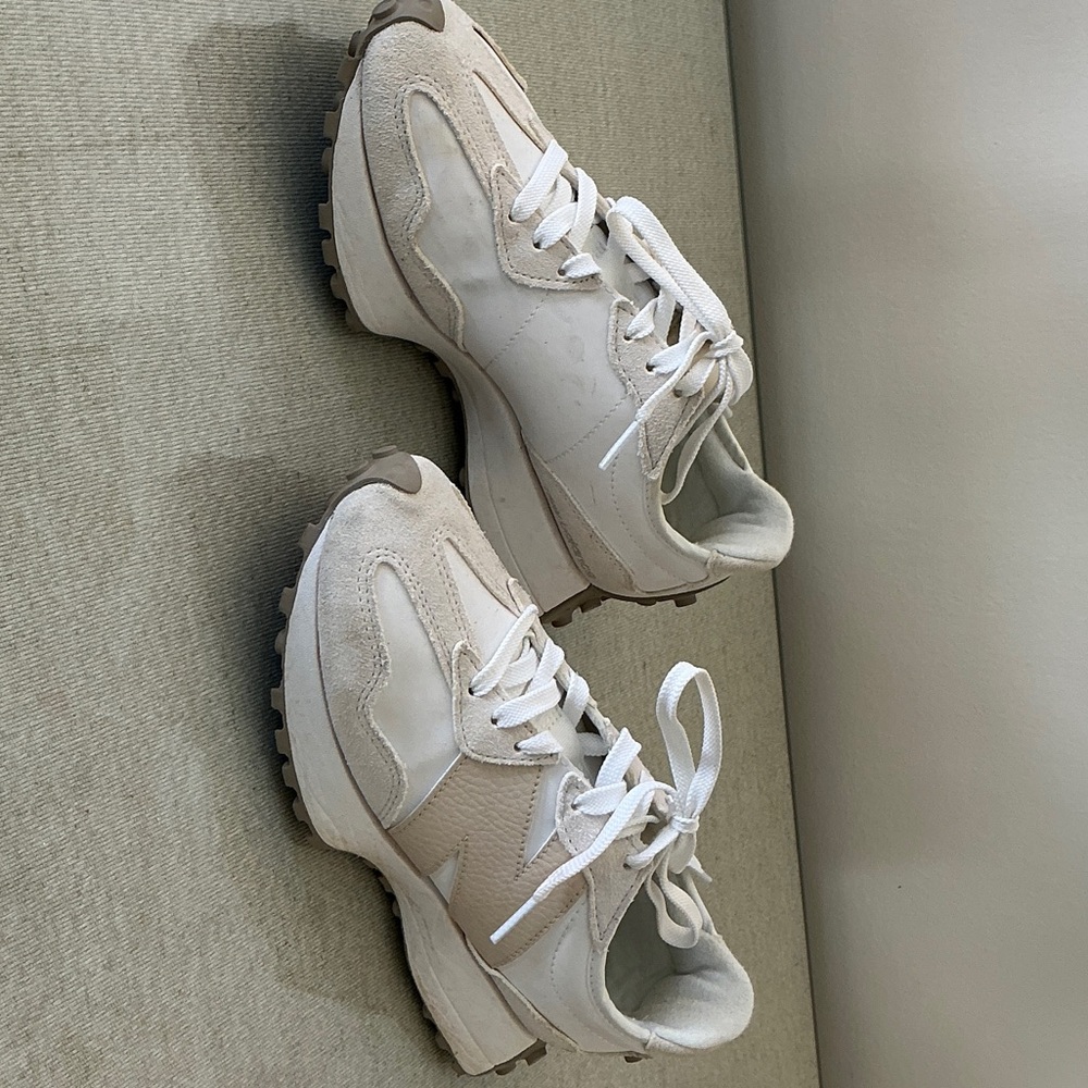 New Balance Women's 327 Sneakers in White and Tan - Picture 3 of 5